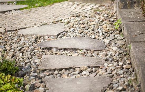 Neue Gartenwege anlegen Neue Gartenwege anlegen