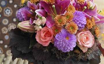 Einfache Gestaltungsregeln für das Arrangieren von Schnittblumen