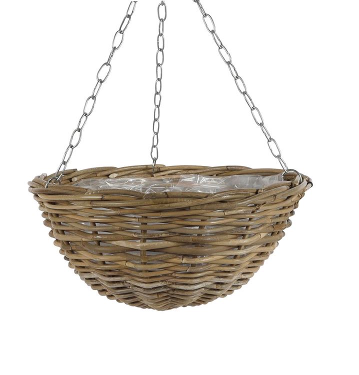 Korb aus Rattan in verschiedenen Grössen